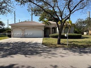 Picture of 2420 Fairways Dr, Homestead, FL 33035