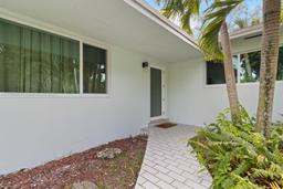 Picture of 16941 SW 88Th Avenue, Palmetto Bay, FL 33157