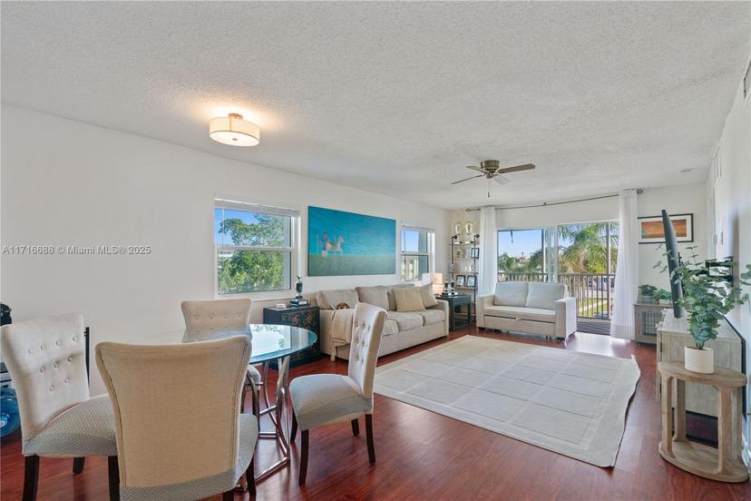 Picture of 236 Castlewood Dr # 301, North Palm Beach FL 33408