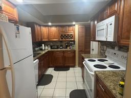 Picture of 7821 SW 1St St, Margate, FL 33068