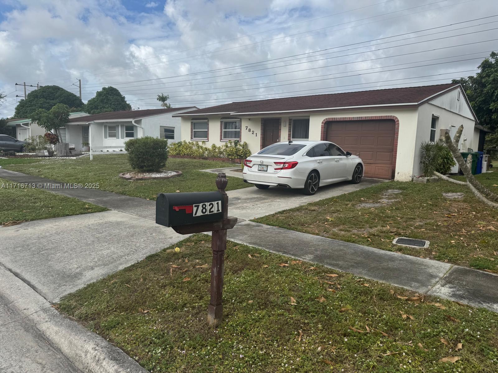 Picture of 7821 SW 1St St, Margate, FL 33068