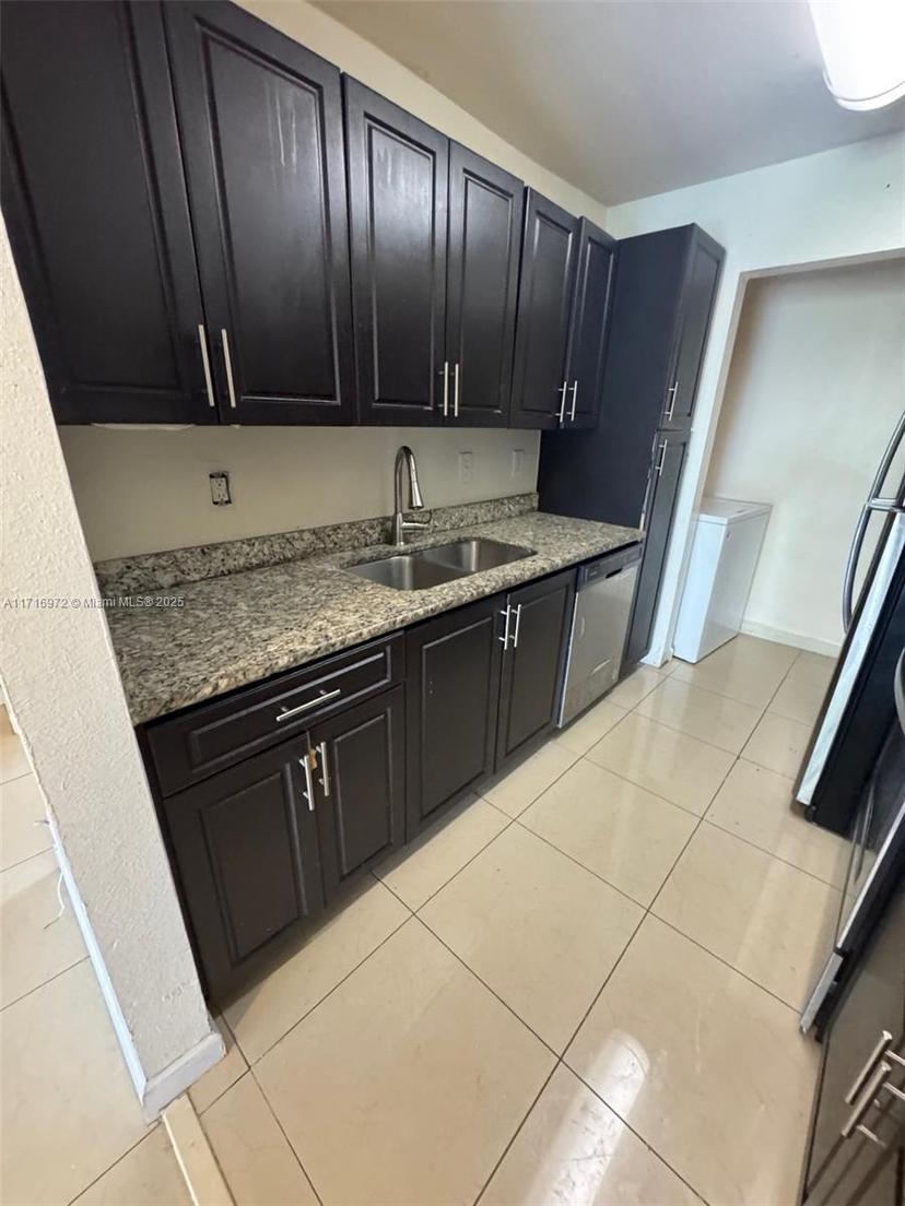 Picture of 8787 NW 39Th St # 8787, Sunrise FL 33351