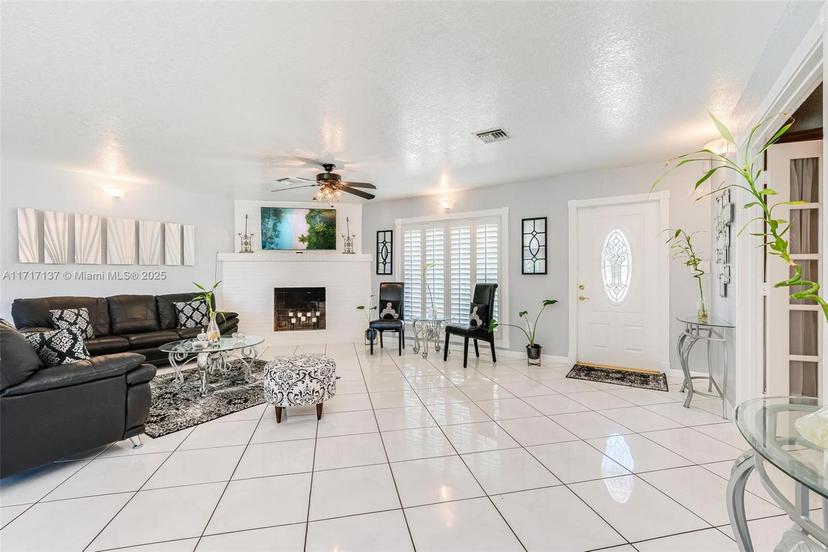 Picture of 3051 SW 136Th Ave, Davie FL 33330