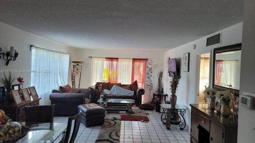 Picture of 6300 S Falls Cir Dr # 314, Lauderhill FL 33319