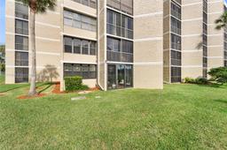 Picture of 16300 Golf Club Rd # 119, Weston, FL 33326