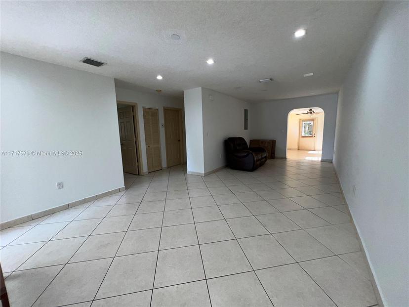 Picture of 7180 SW 42Nd Ter, Miami FL 33155