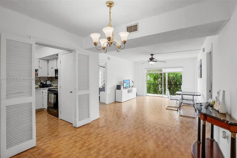 Picture of 4154 Inverrary Dr # 309, Lauderhill FL 33319