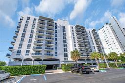 Picture of 7928 West Dr # 802, North Bay Village, FL 33141