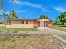 Picture of 15701 NW 38Th Ct, Miami Gardens, FL 33054