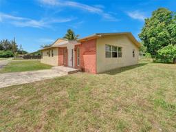 Picture of 15701 NW 38Th Ct, Miami Gardens, FL 33054