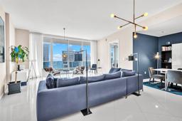 Picture of 200 Biscayne Boulevard Way # 4804, Miami, FL 33131