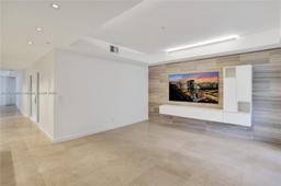 Picture of 1415 Sunset Harbour Dr # 202, Miami Beach, FL 33139