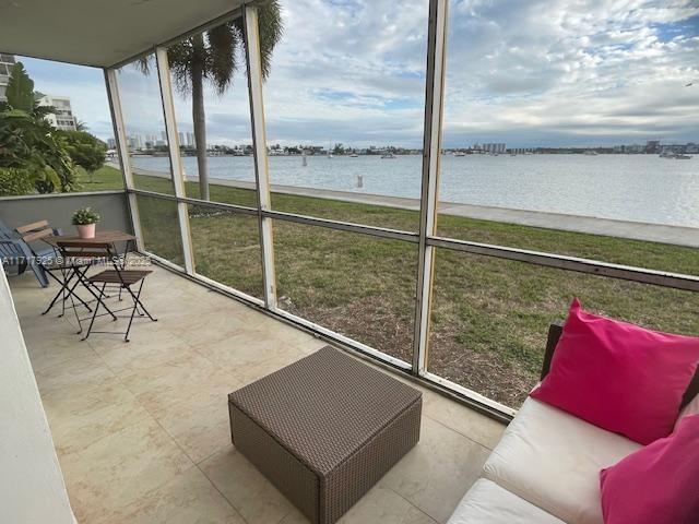 Picture of 2920 Point East Dr # N106, Aventura, FL 33160