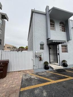 Picture of 1025 W 77Th St # A, Hialeah, FL 33014