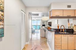 Picture of 31 SE 5Th St # 2906, Miami, FL 33131