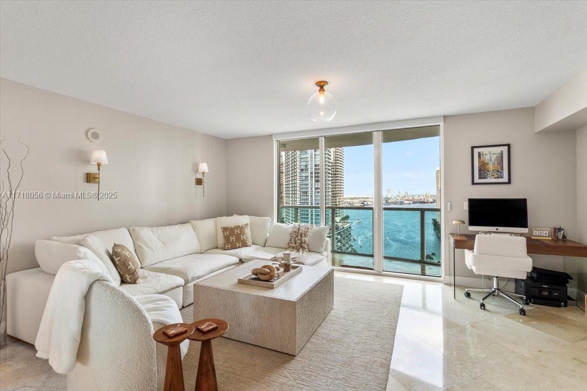 Picture of 31 SE 5Th St # 2906, Miami, FL 33131