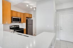 Picture of 6001 SW 70Th St # 640, South Miami, FL 33143