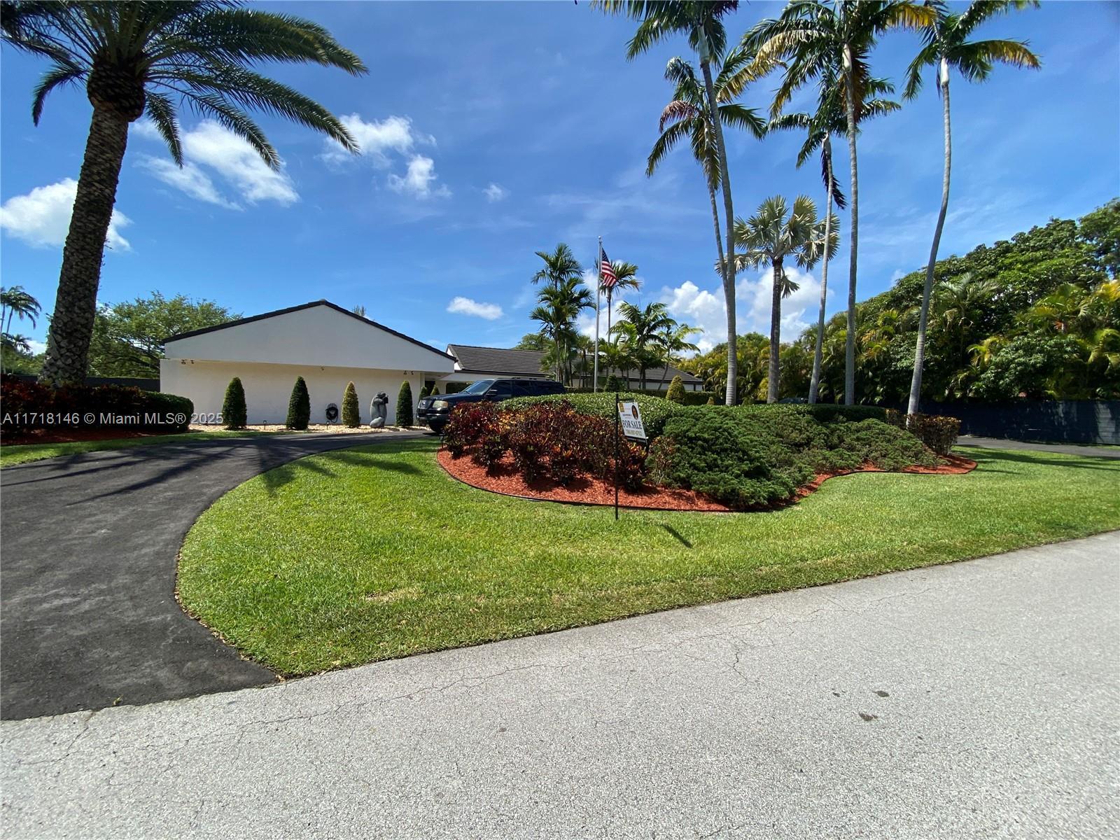 Picture of 8050 SW 170Th St, Palmetto Bay, FL 33157