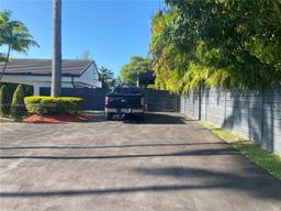 Picture of 8050 SW 170Th St, Palmetto Bay, FL 33157