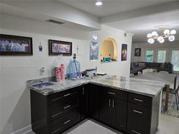 Picture of 295 Jacaranda Dr # 20, Plantation, FL 33324