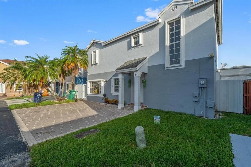 Picture of 14725 SW 90Th Ter, Miami FL 33196