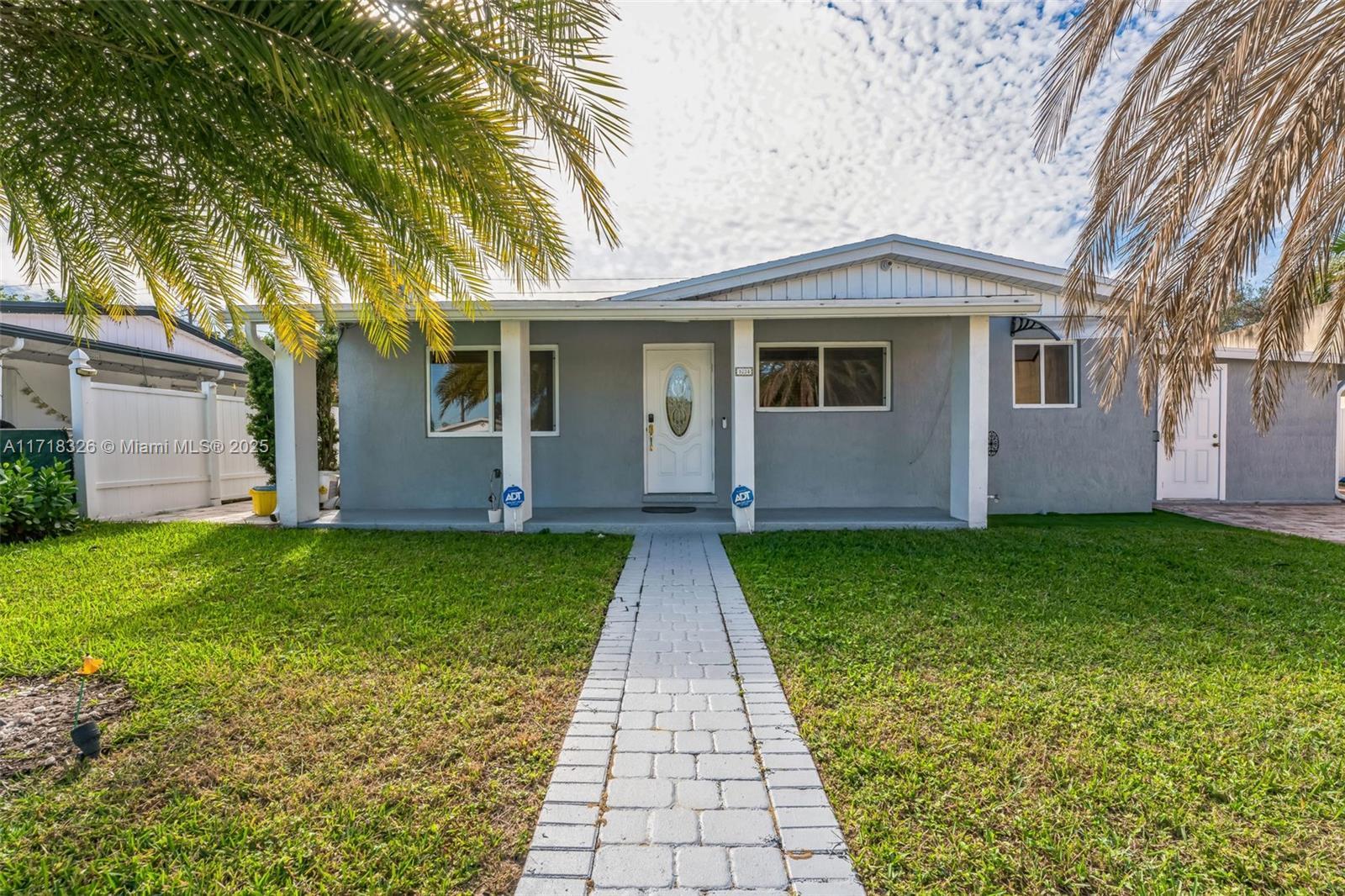 Picture of 1034 Almeria Rd, West Palm Beach, FL 33405