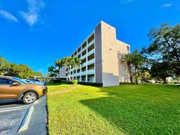 Picture of 1075 Riverside Dr # 404, Coral Springs, FL 33071