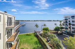 Picture of 1206 S Lake Dr # 504, Lantana, FL 33462