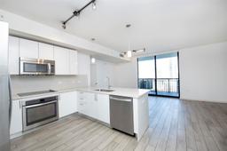 Picture of 999 SW 1St Ave # 2402, Miami, FL 33130