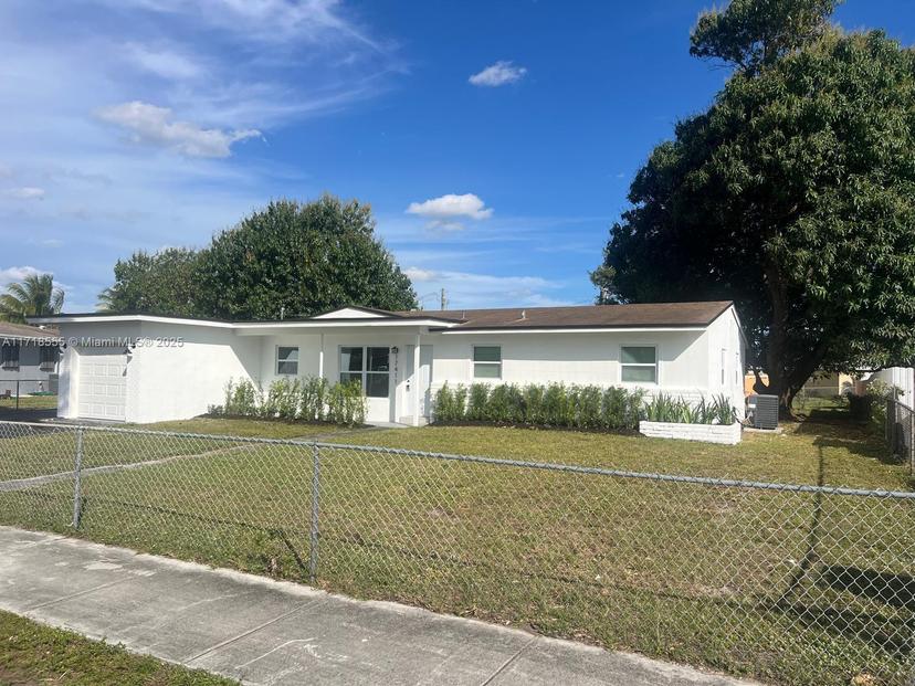 Picture of 17411 NW 46Th Ave, Miami Gardens FL 33055