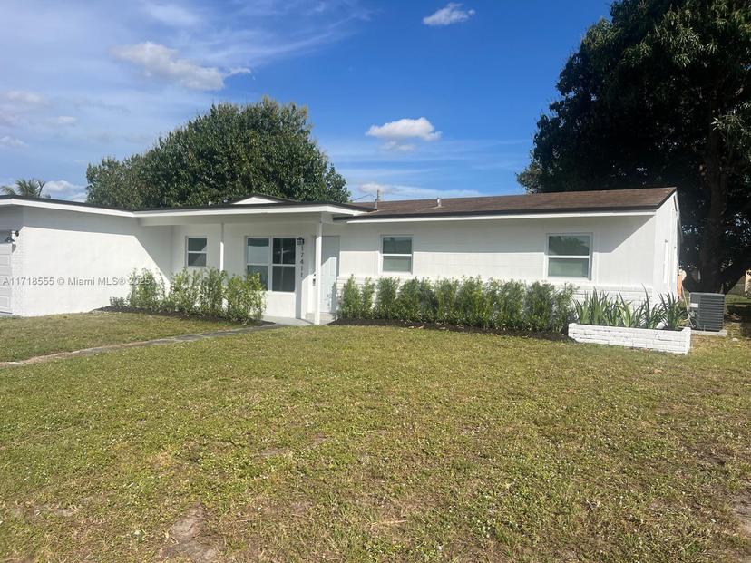 Picture of 17411 NW 46Th Ave, Miami Gardens FL 33055