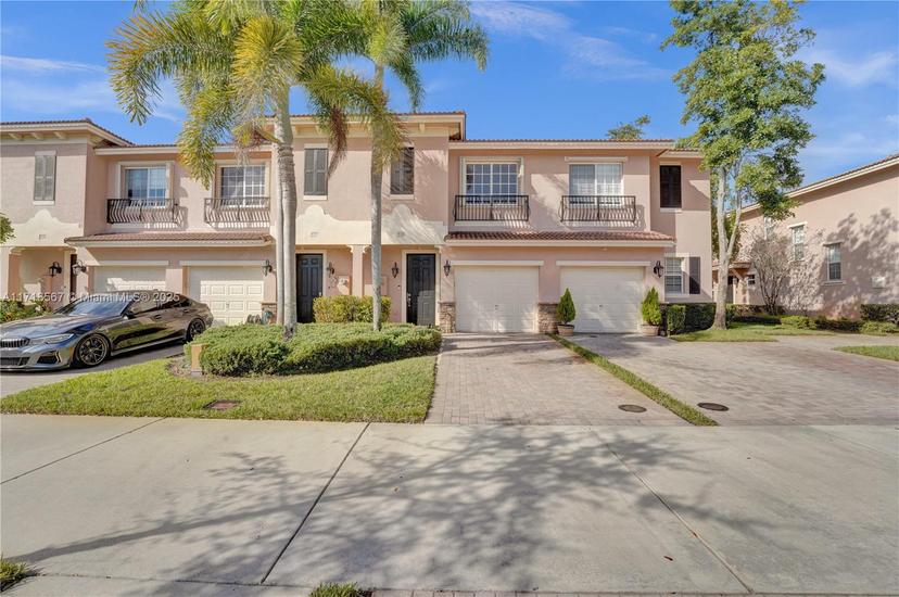 Picture of 225 Las Brisas Cir, Sunrise FL 33326