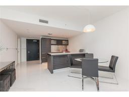 Picture of 200 Biscayne Boulevard Way # 4311, Miami, FL 33131