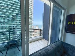 Picture of 60 SW 13Th St # 3212, Miami, FL 33130