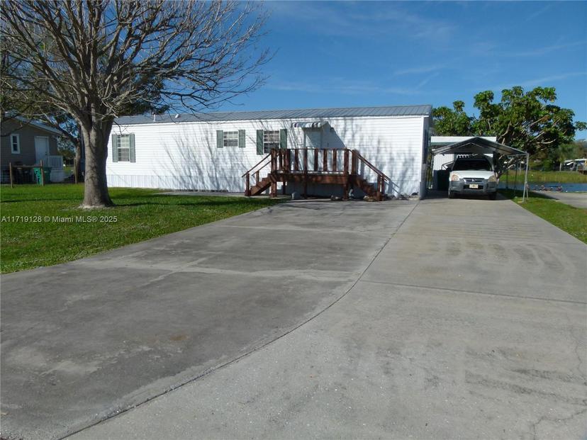 Picture of 2019 SE 29Th Street, Taylor Creek FL 34974