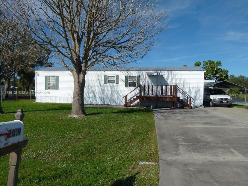 Picture of 2019 SE 29Th Street, Taylor Creek, FL 34974