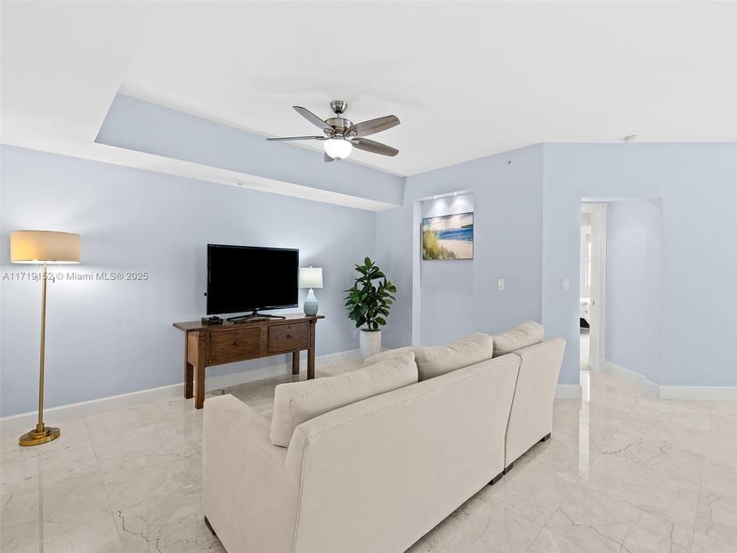 Picture of 1414 SE 12Th St # 1B, Fort Lauderdale FL 33316