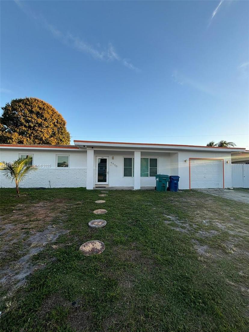 Picture of 4430 NW 175Th St, Miami Gardens FL 33055