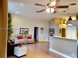 Picture of 12137 Sunset Point Cir, Wellington, FL 33414