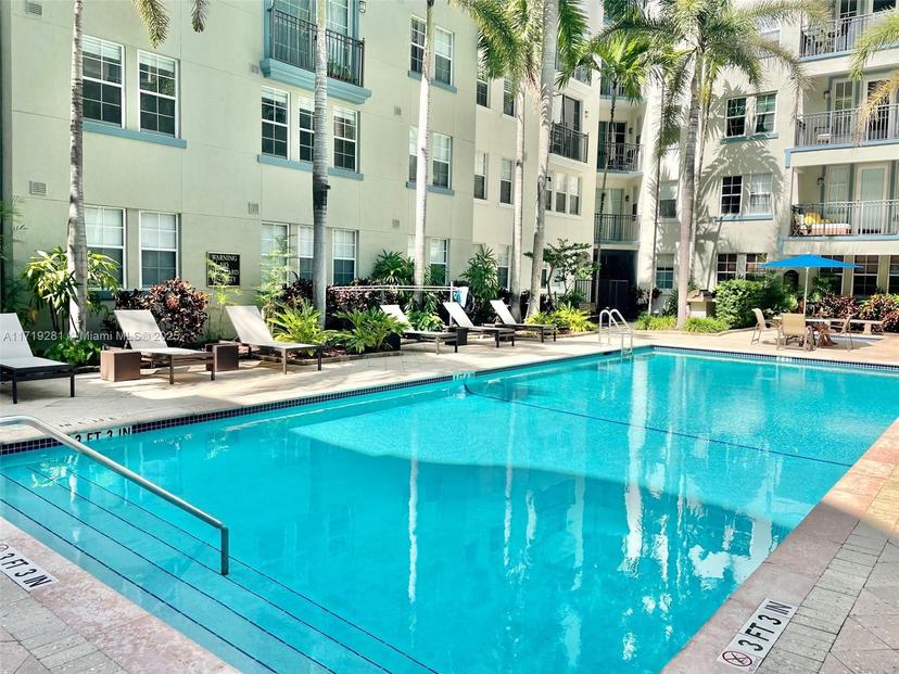 Picture of 533 NE 3Rd Ave # 230, Fort Lauderdale FL 33301