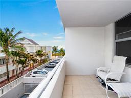 Picture of 9225 Collins Ave # 309, Surfside, FL 33154