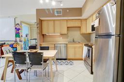 Picture of 2630 SW 28Th St # 36, Miami, FL 33133