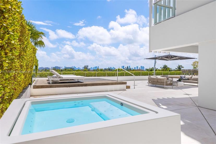 Picture of 4701 N Meridian Ave # 517, Miami Beach FL 33140