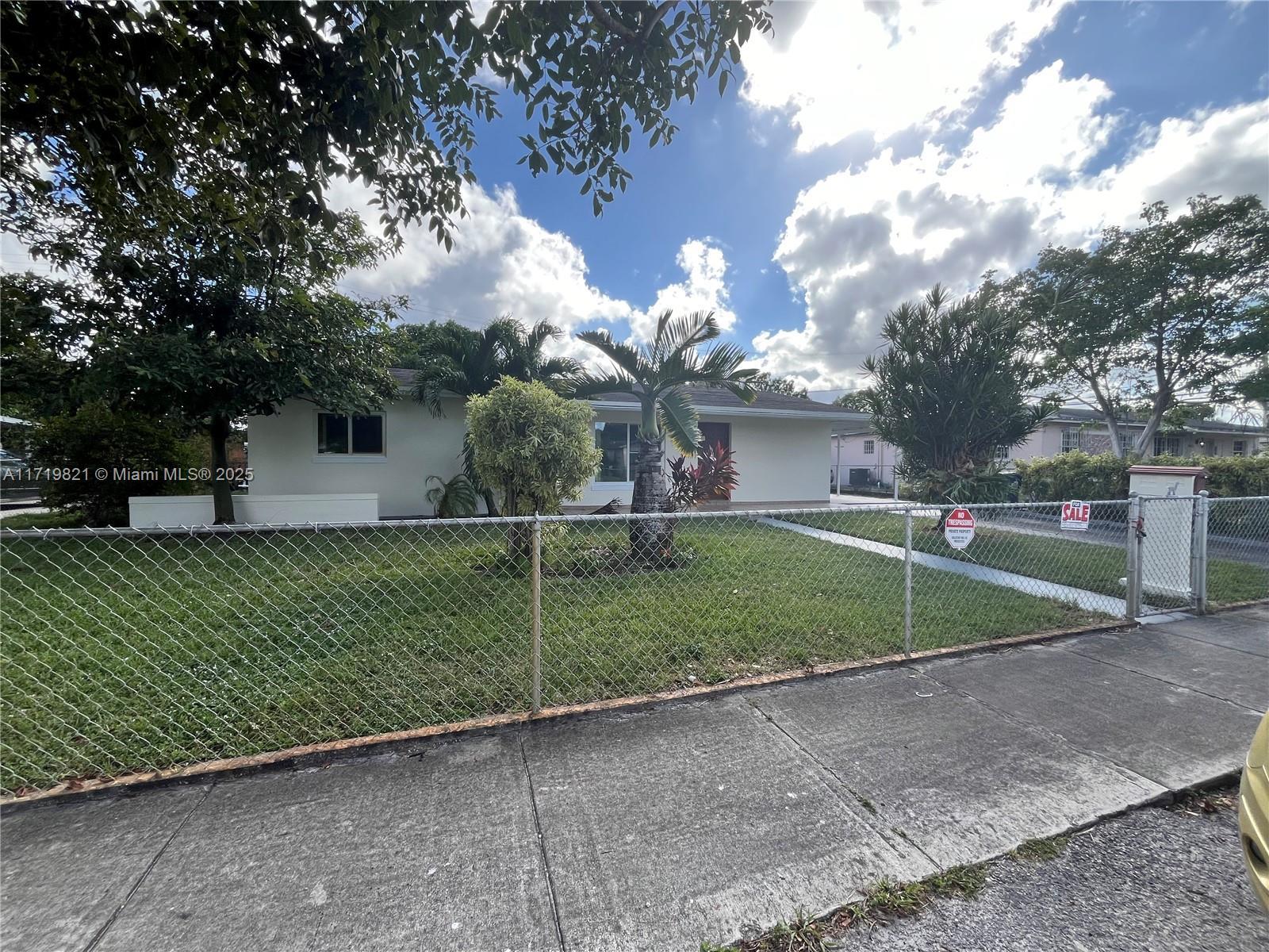 Picture of 4600 NW 203Rd Ter, Miami Gardens, FL 33055