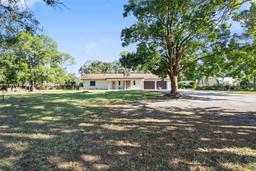 Picture of 16787 E Trafalgar Dr, Loxahatchee, FL 33470