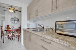 Picture of 16750 NE 14Th Ave # 205, Miami, FL 33162