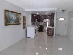 Picture of 1735 NE 164Th St # G210, North Miami Beach, FL 33162