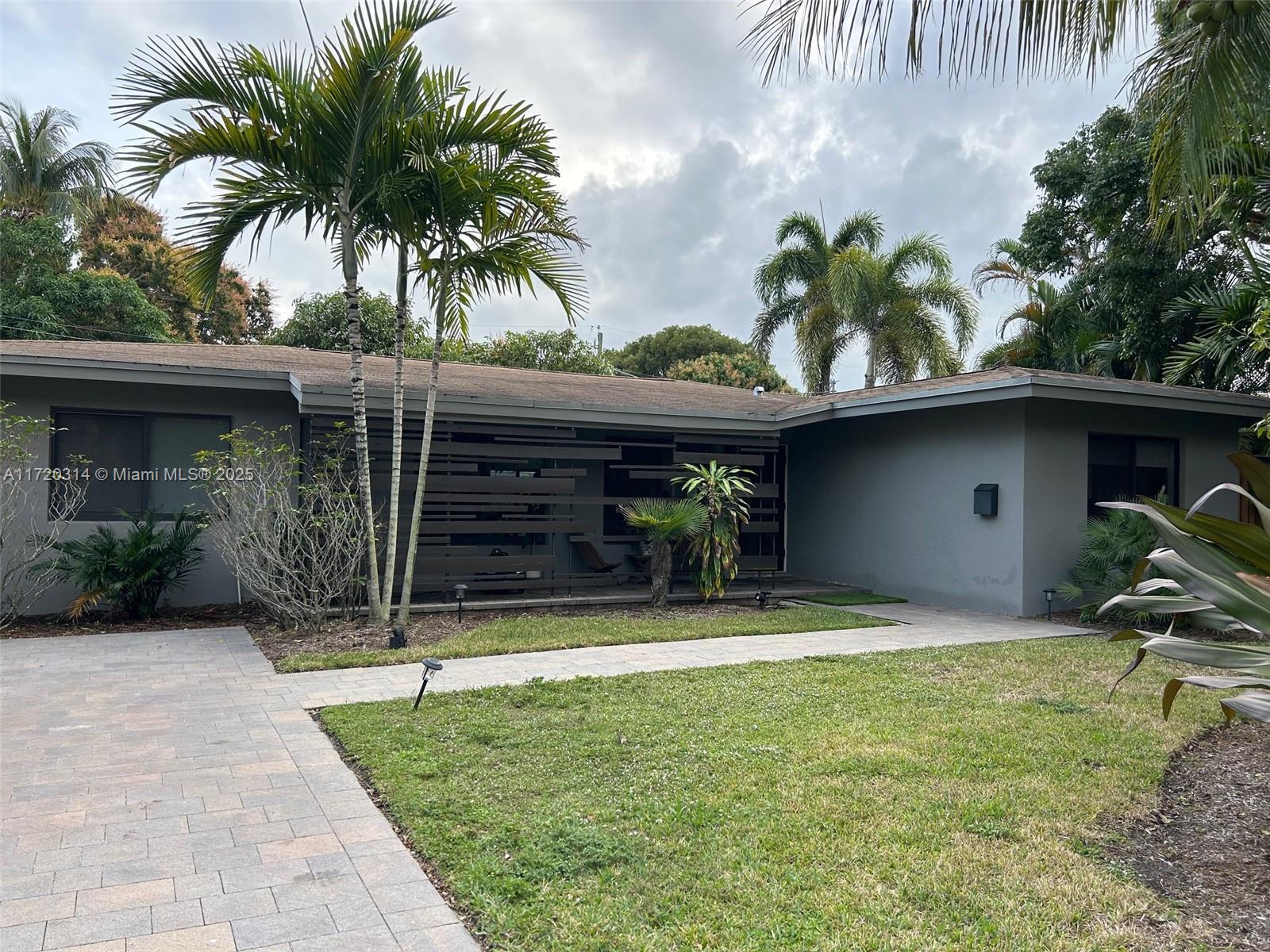 Picture of 208 NE 16Th Pl, Fort Lauderdale, FL 33305