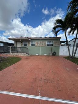 Picture of 971 E 45Th St, Hialeah, FL 33013