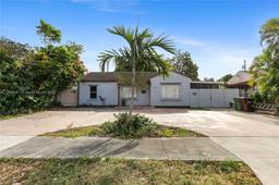 Picture of 840 NE 4Th Pl, Hialeah, FL 33010